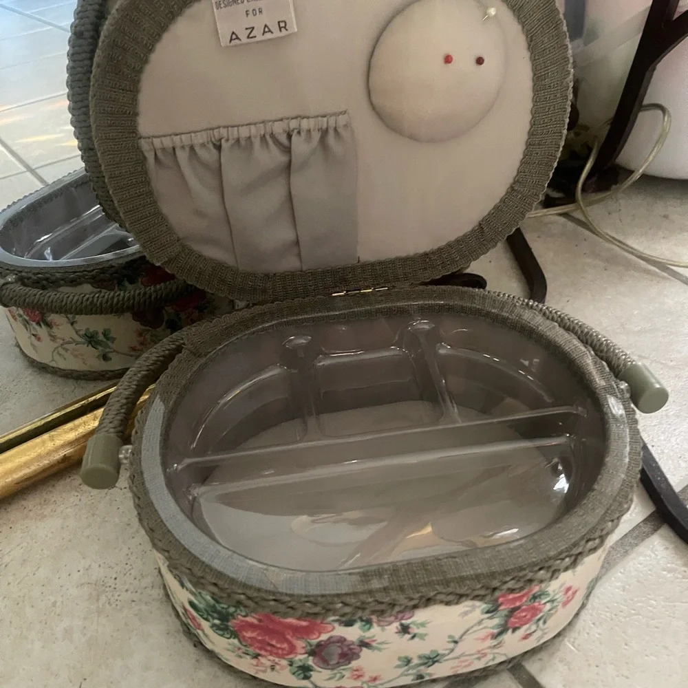 Vintage sewing azar